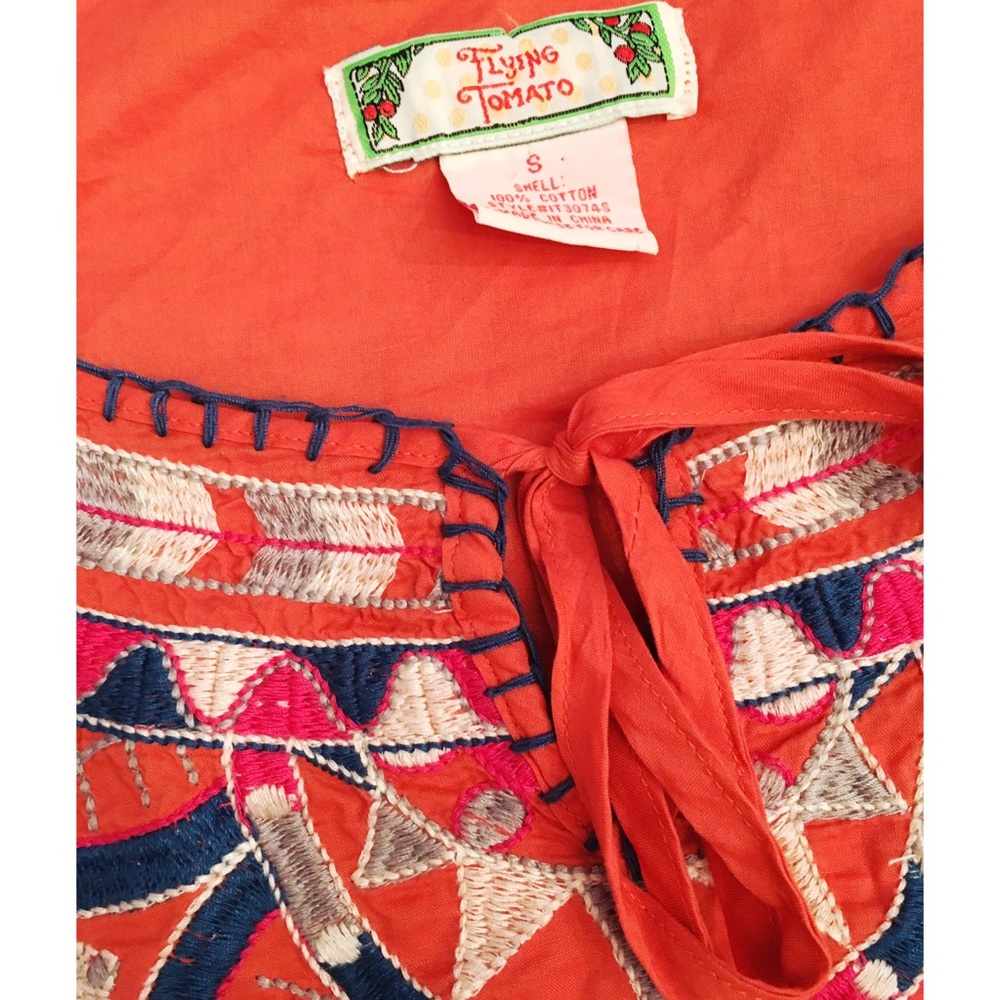 Flying Tomato peasant top - Picture 2 of 2